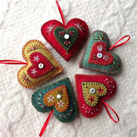 Heart Felt Ornaments By Feltsewgood Diy Felt Christmas Ornaments Handmade Felt Ornament