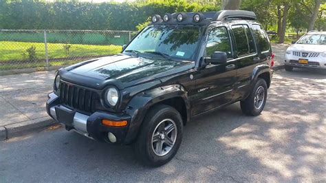 2003 Jeep Liberty Car Streak