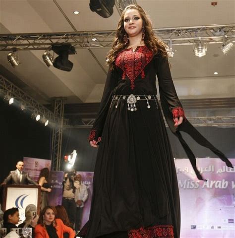 تصاویری از انتخاب دختر شایسته کشورهای عربی در سال 2009 گالری عکس