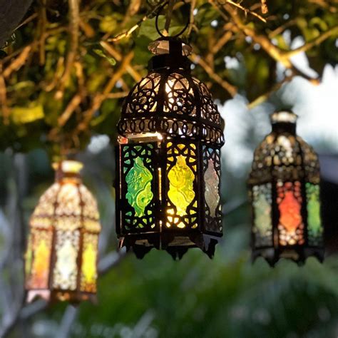 moroccan lantern with warm white led lighting 17 takes 3xaaa batteries moroccan lanterns led