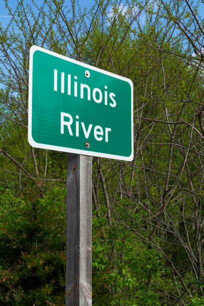 Illinois River Road Stock Photos Pictures And Royalty Free Images Istock
