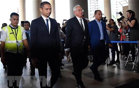 Former Malaysian Pm In Court For 1mdb Corruption Scandal World