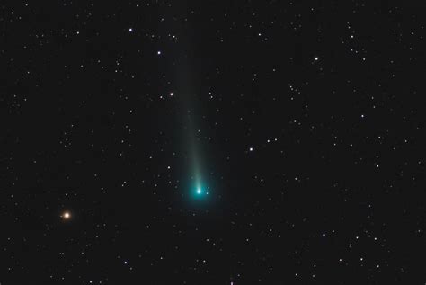 Where Is Comet Leonard Now And How To See It At Its Brightest Point