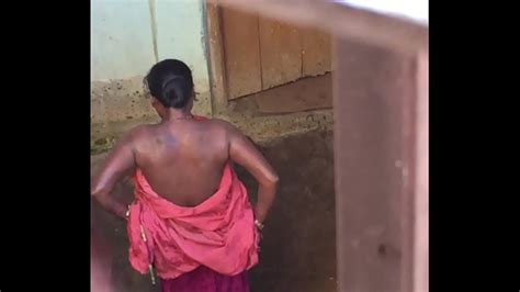 desi village caliente bhabhi desnudo baño espectáculo atrapado por cámara oculta xvideos