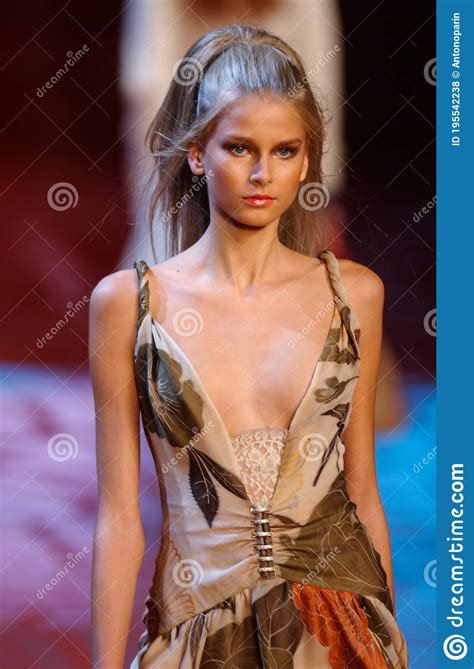 Model Hana Soukupova Walks Runway Fashion Show Of Valentino Ready To Wear Collection Editorial