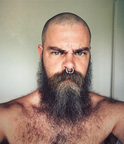 Pin By Victor On Male Septum Septum Piercing Men Long Beard Styles