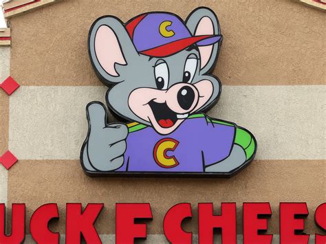Chuck E Cheeses Full Name Is Charles Entertainment Cheese