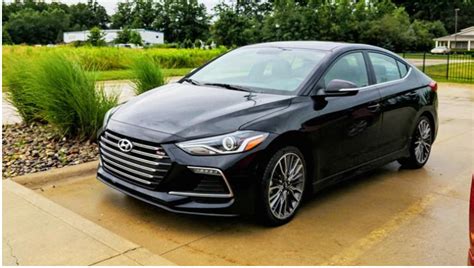 Updated front, rear styling for 2019. 2018 Hyundai Elantra Sport 0-60 Best, Price, Chicago ...
