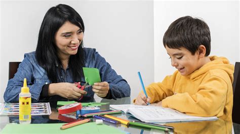 Toma Nota ¿cómo Ayudar A Tus Hijos En Las Tareas Escolares Mamasabe