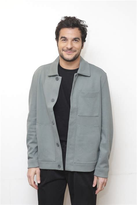 Photo : Info du 23/04/2023 ( Amir en deuil : le chanteur annonce la