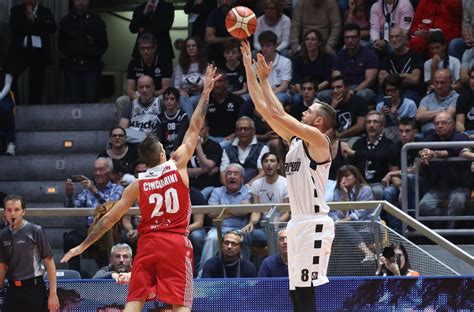 Contact olimpia milano on messenger. Basket Serie A - Segafredo Virtus Bologna vs. AIX Armani ...