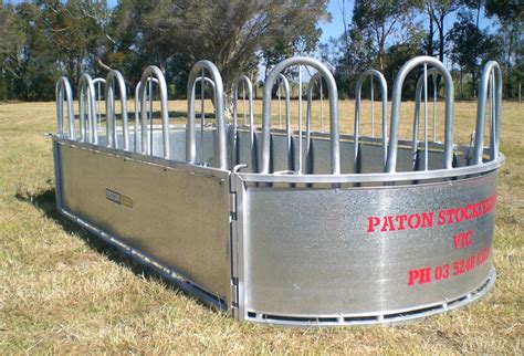 Paton Livestock Equipment Square Bale Feeder Adult Cattle Paton