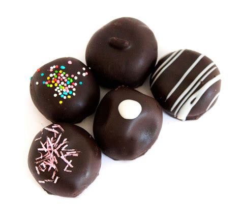 Rum e cioccolato è così descritto da tob: Cioccolatini al rum - Gatto Pasticceria - Gioiosa Jonica (RC)