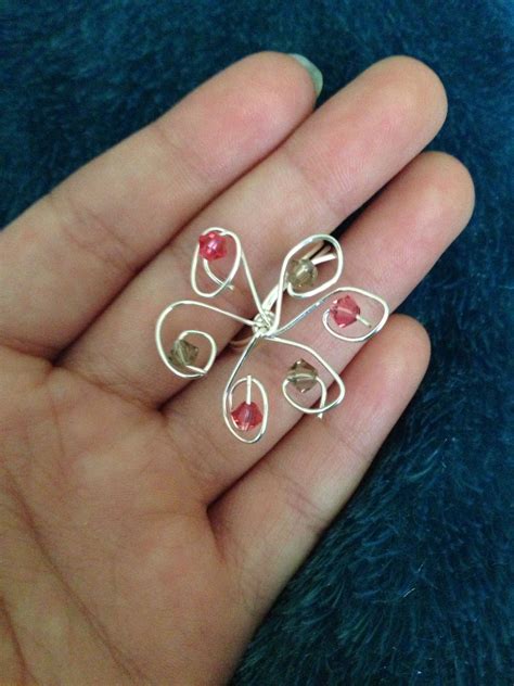 Primrose gold lace mix ($3, etsy) Super easy flower wire ring. | Wire rings, Rings, Heart ring