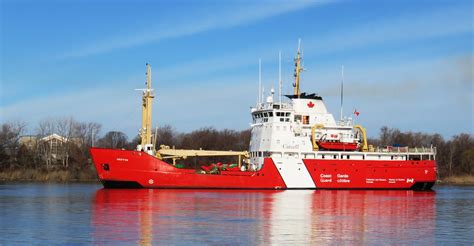 Griffon Canadian Coast Guard Vessel Putting Out Navigation Flickr