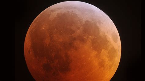 Moonwatchers Treated To Total Lunar Eclipse Fox News