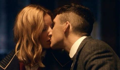 Thomas And Grace There First Kiss Peaky Blinders 💙 Coppie Carine Film Bei Film
