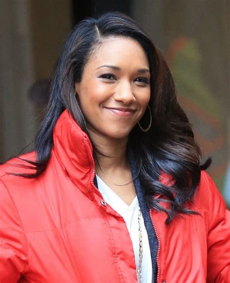 Candice Patton Hottest Photos Sexy Near Nude Pictures S