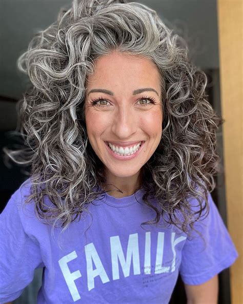 15 photos of dreamy silver curly hair
