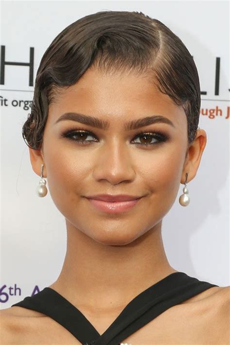 Zendayas Hairstyles And Hair Colors Steal Her Style