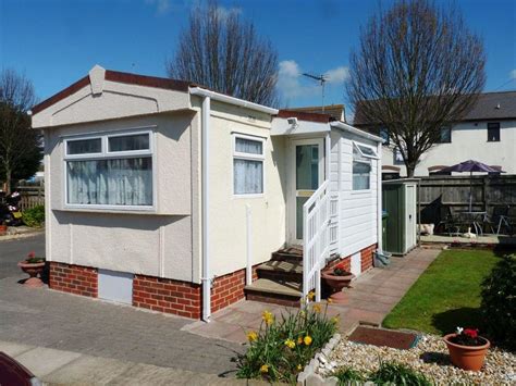 Single wide mobile homes offer comfortable living at an affordable price. 1 bedroom mobile home for sale in Rope Walk, Littlehampton ...