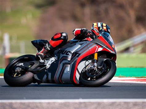 Ducatis New V21l Motoe Racer
