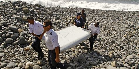 Netflixs Mh370 The Plane That Disappeared Doc Everything To Know