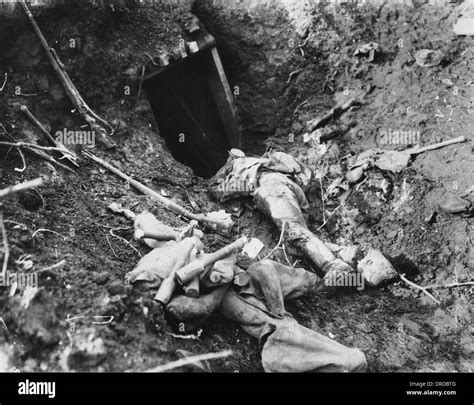 Dead German Soldier Wwi Stock Photo 66062880 Alamy