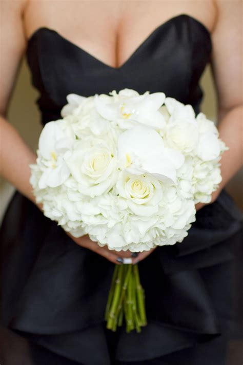 Great savings & free delivery / collection on many items. -Bridesmaids floral -------Lovely white Bridesmaid Bouquet ...