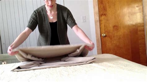 How To Fold A Fitted Sheet