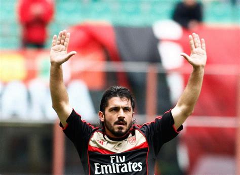 Even though they barca have players that look like kids, the way they handle the ball amazes me. Gattuso al veleno sul Milan: Nell'ultimo anno, non c'era ...