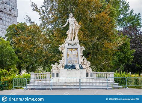 The Statue Of Composer Wolfgang Amadeus Mozart In Vienna Austria Stock Photo Image Of Mozart