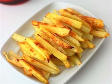 Receta de patatas fritas crujientes de verdad. Patatas fritas crujientes sin aceite en el horno