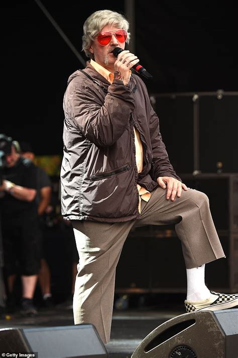 Limp Bizkit Frontman Fred Durst Shocks Fans At Lollapalooza As He Takes
