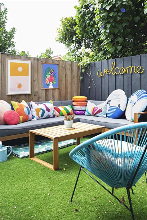 13 Of The Most Colorful Outdoor Spaces Weve Seen This Summer