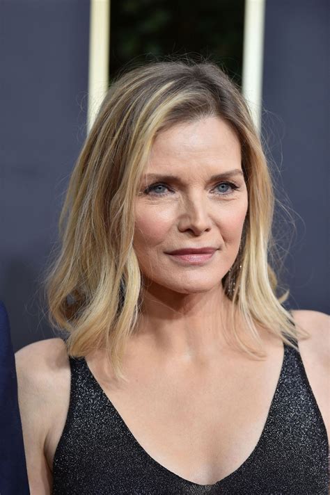 Michelle Pfeiffer 2020 Golden Globe Awards Celebmafia