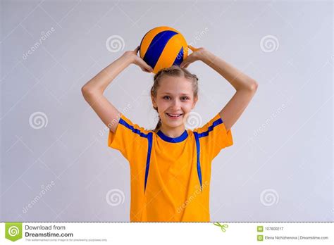 Young Volleyball Girl Pics