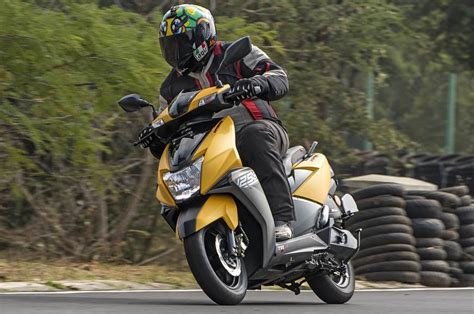 2018 Tvs Ntorq 125 Scooter Review Test Ride Autocar India