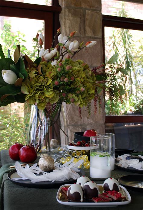 Check spelling or type a new query. How to style a stunning black Christmas table setting - We ...