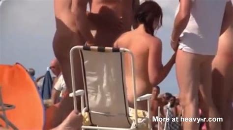 Mujer Le Chupa La Polla A Toda La Playa Porno Bizarro Sexo Extremo