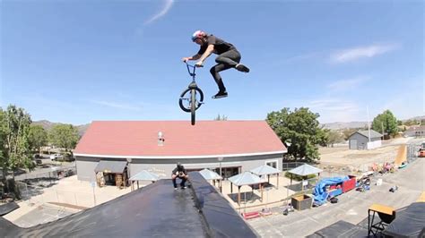 World First BMX Tailwhip Kickless Rewind - YouTube