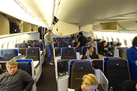 Review Klm Er Business Class Nyc To Amsterdam The Points Guy