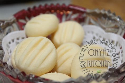 Rich christmas cookies are one of the archetypical german culinary traditions, and those fabulous smells are found in homes and outdoor christmas markets in november and december. My Kitchen: August 2012