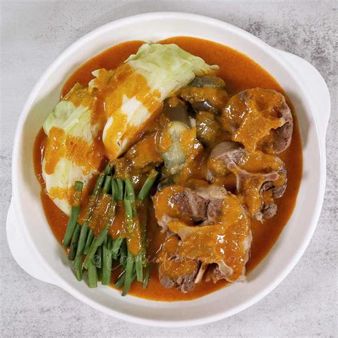 Kare Kare Oxtail And Vegetables In Peanut Sauce