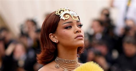 see rihanna perform from inside the met gala