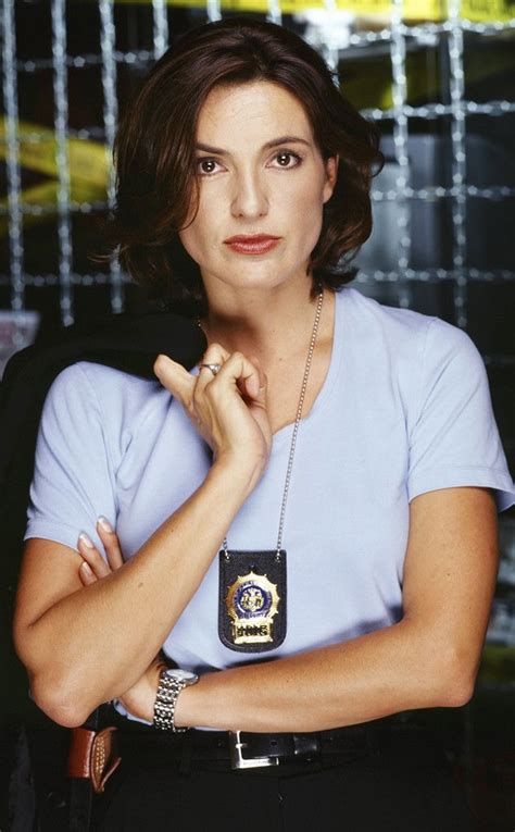 Photos From Mariska Hargitay S Law And Order Svu Hair Through The Years E Online Law And