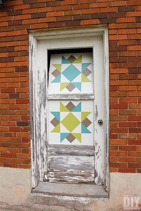 We've even seen barn quilts in gardens, next to. How to Make a Barn Quilt Door - The DIY Dreamer