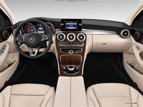 2018 Mercedes Benz C Class Interior Us News And World Report