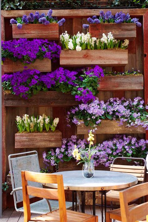 15 Inspiring And Creative Flowers Vertical Gardening Ideas The Art In