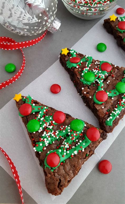 Christmas bitesize brownie gift boxes. Christmas Tree Brownies - In The Playroom